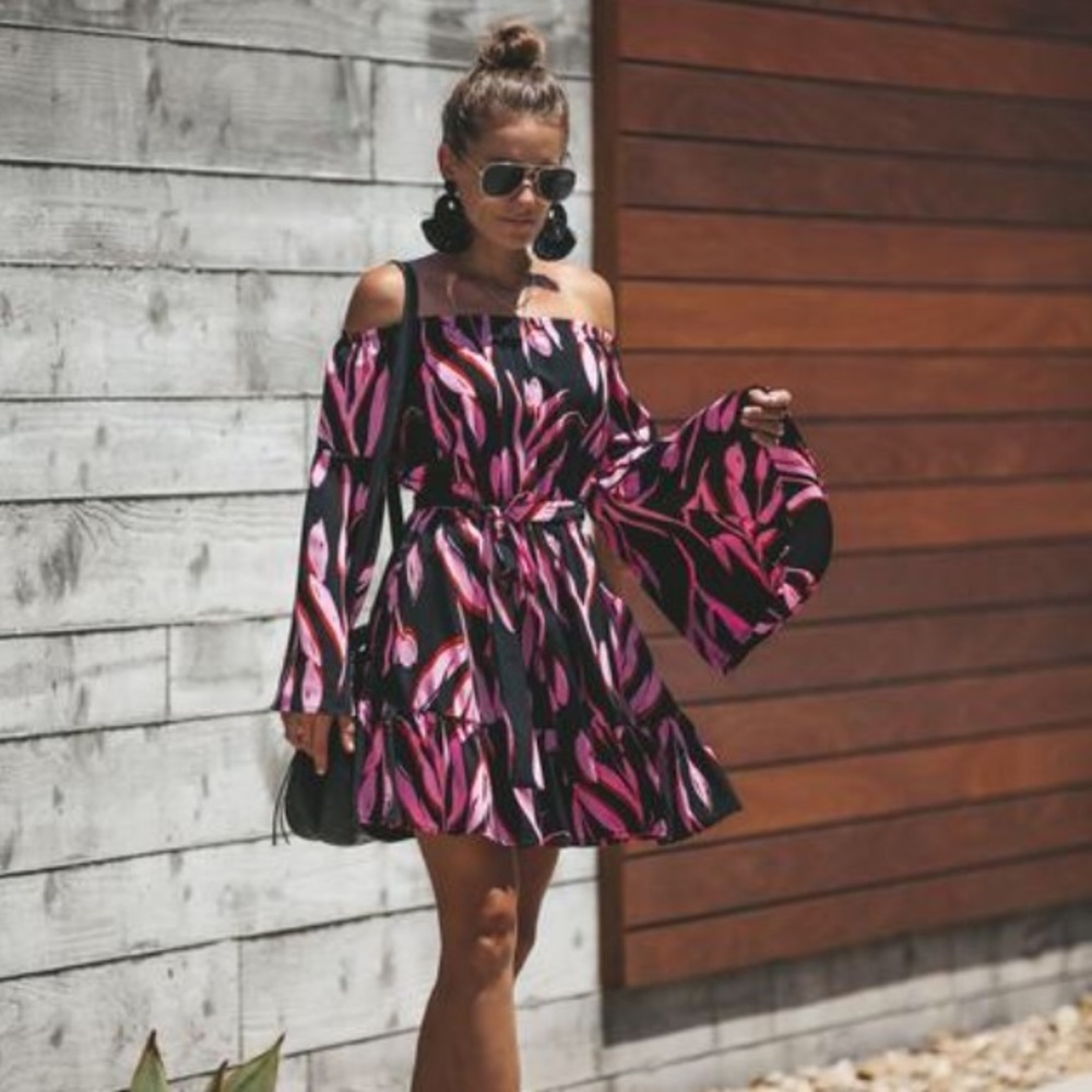 Off the Shoulder Summer Dress - SZ Large